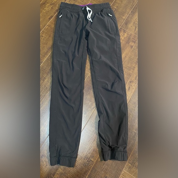 Ivivva Train to Win pants size 10 - Picture 6 of 8